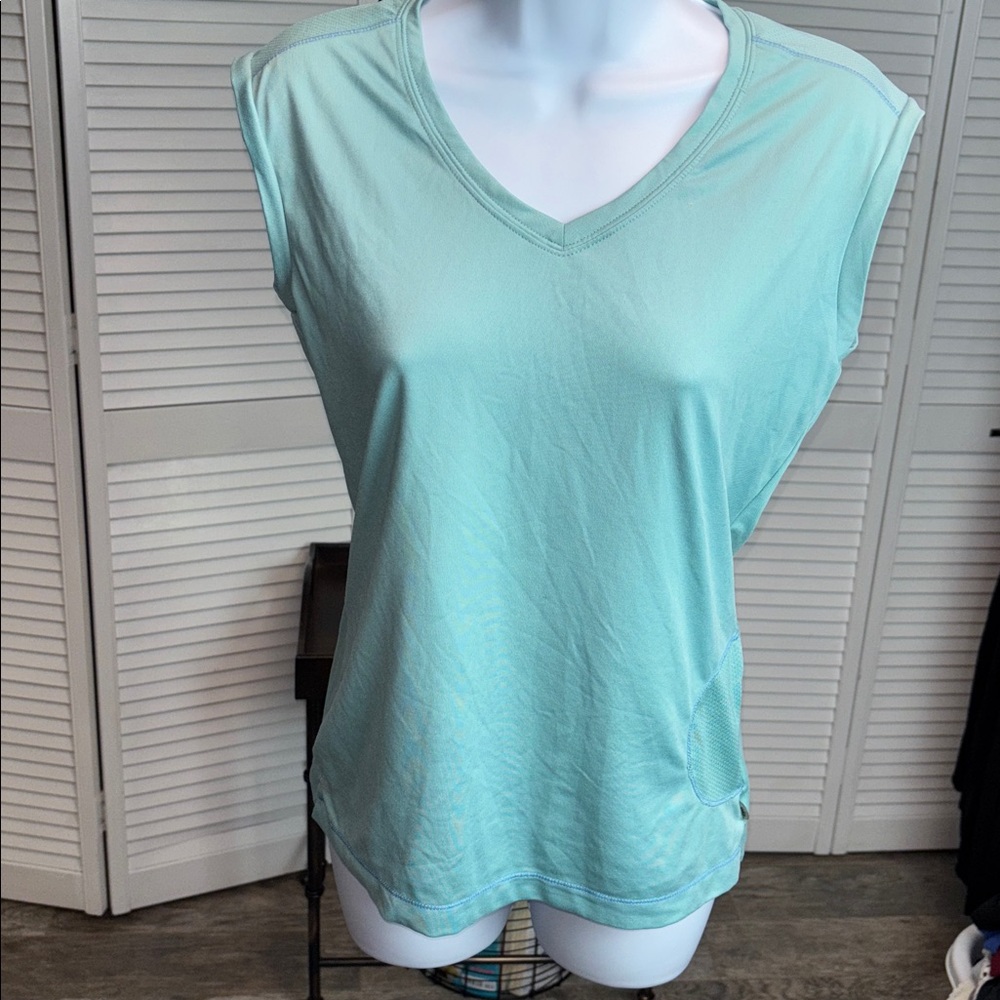 ALO Yoga Aqua Blue Activewear Top